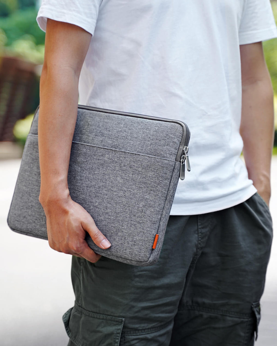 inateck DE Ultraleichte Laptoptasche Hülle 13-16 Zoll mit Zubehörtasche, LB01005